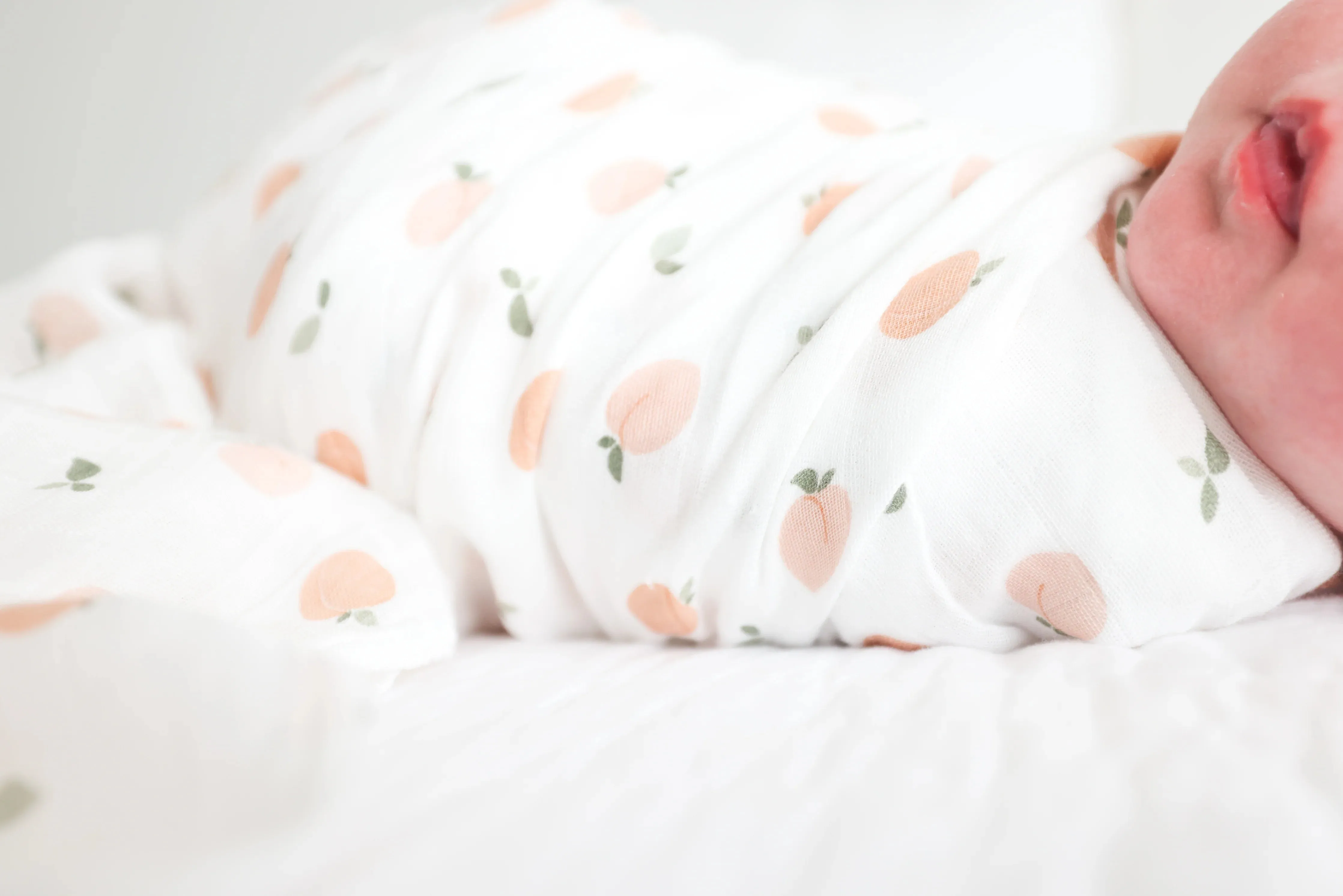 Muslin Swaddle - Peaches