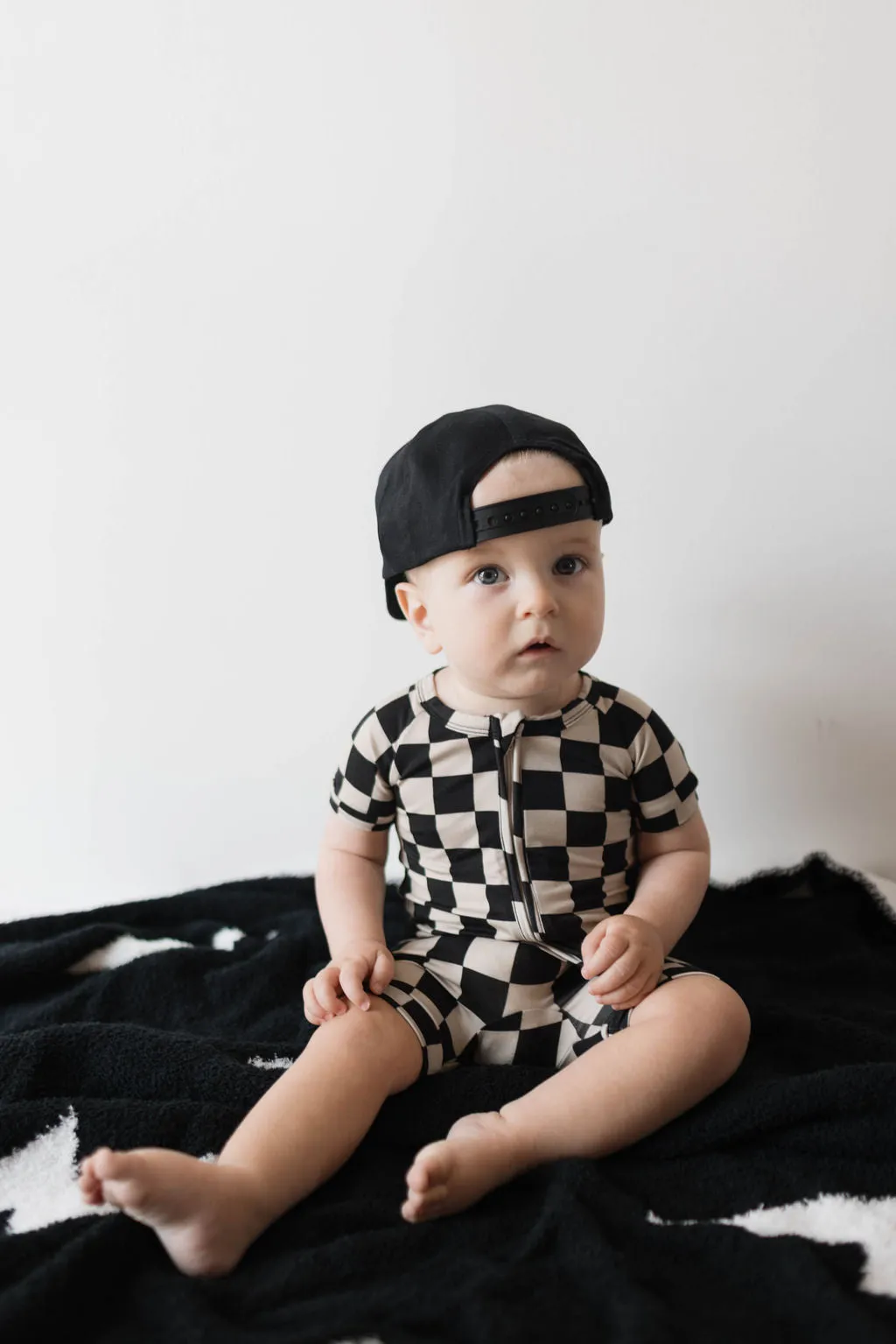 Shortie Bamboo Zip | Black Checker